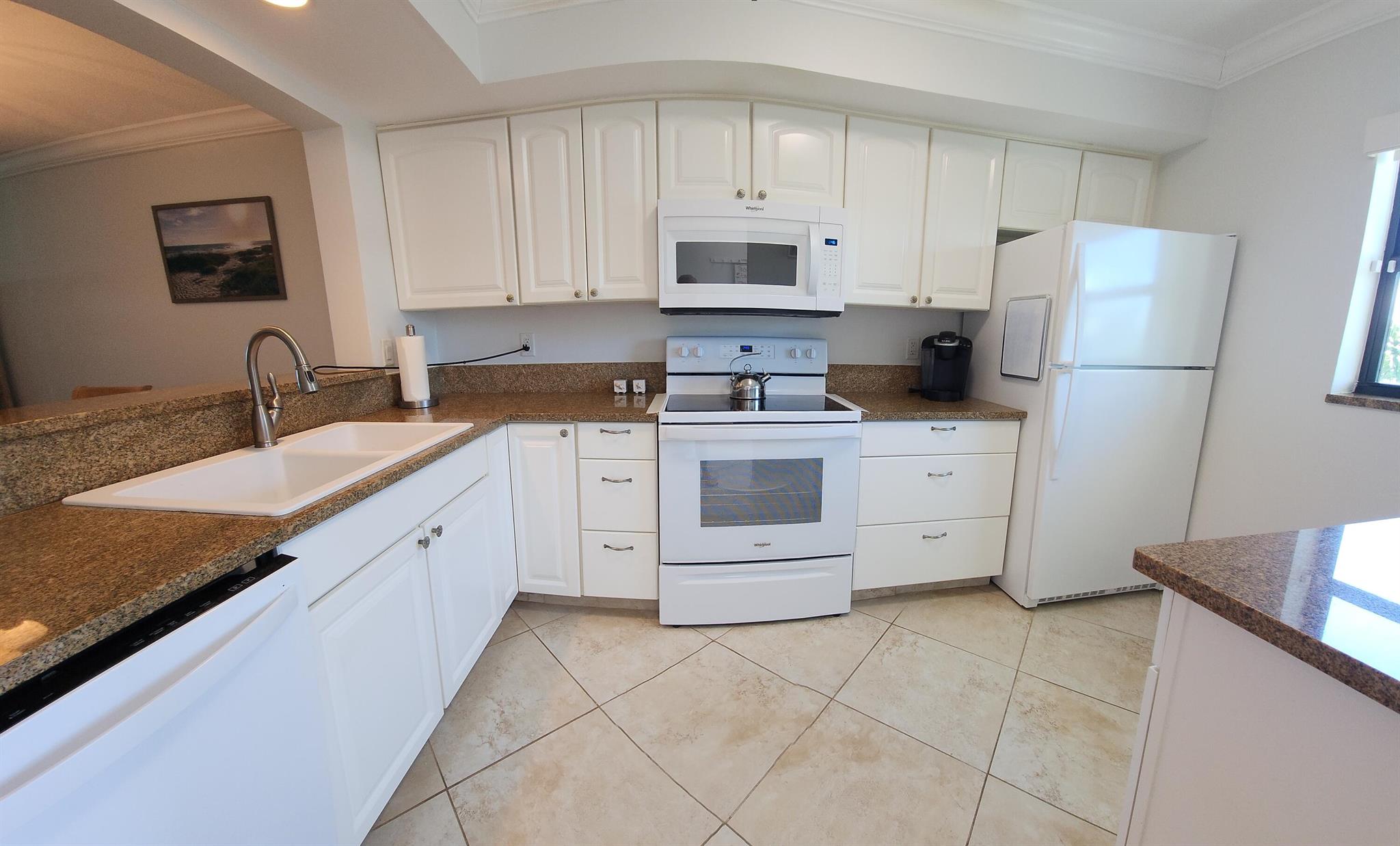 OCEAN HARBOUR CONDOMINIUM - Residential