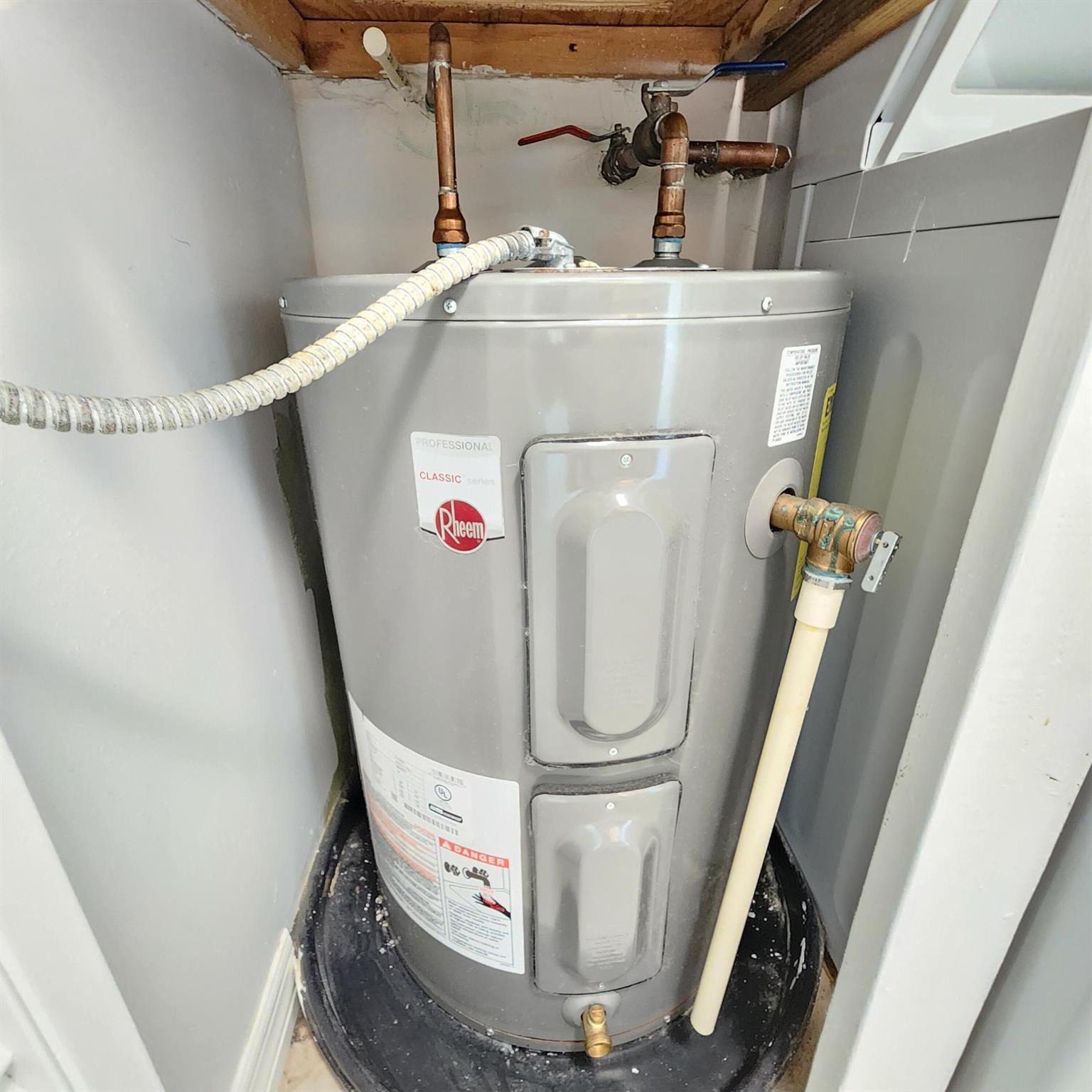 OCEAN HARBOUR CONDOMINIUM - Residential