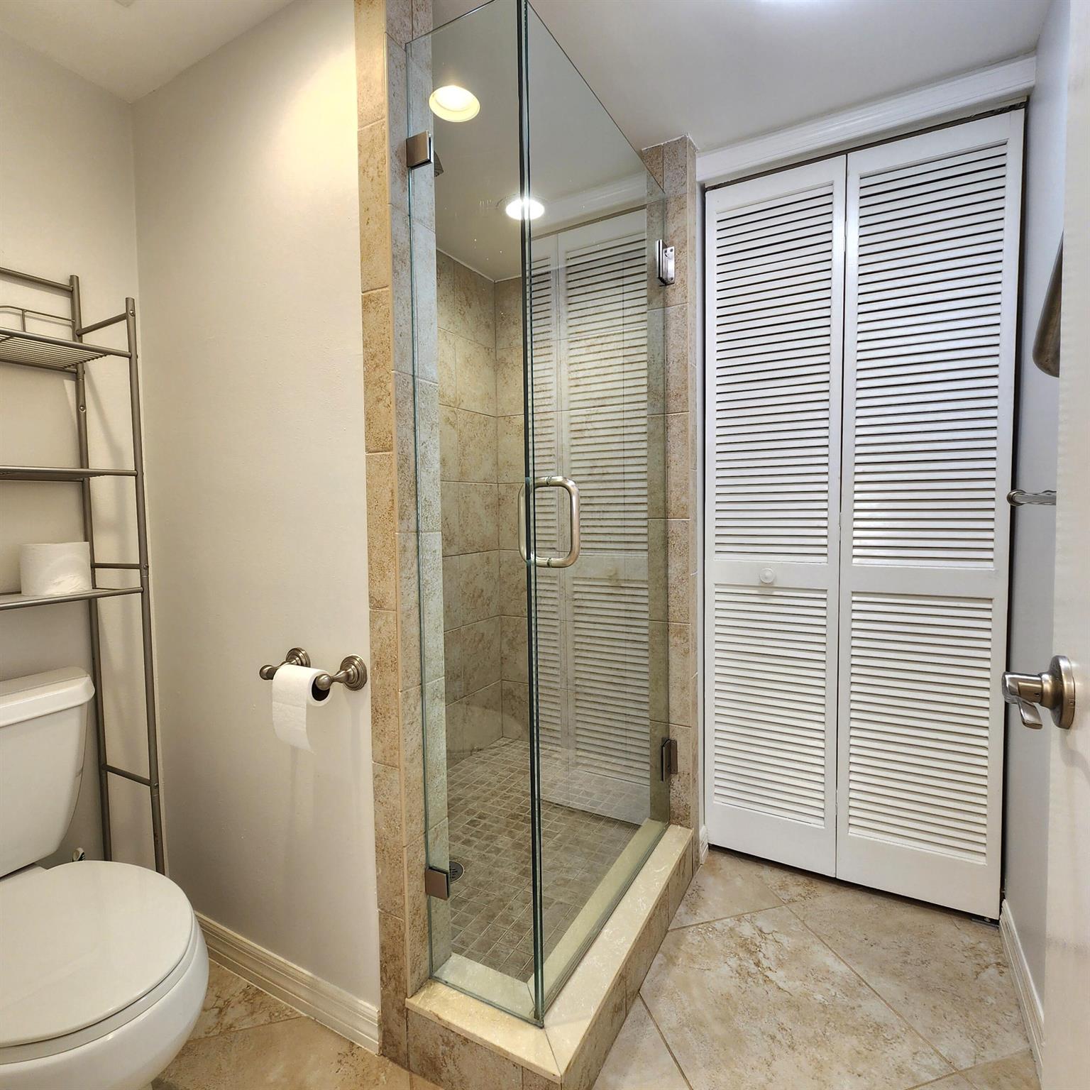 OCEAN HARBOUR CONDOMINIUM - Residential