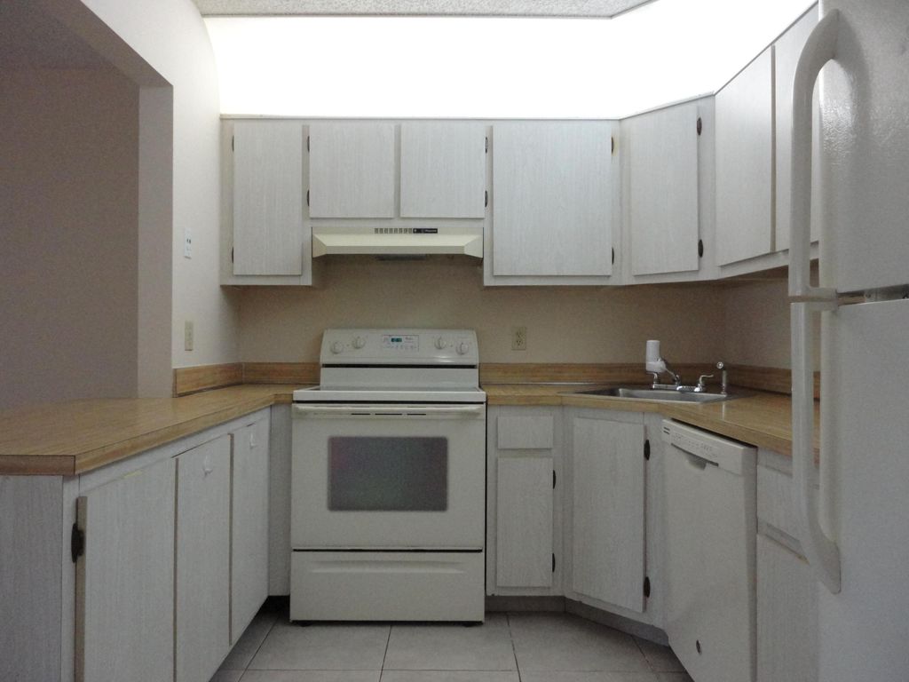 Photo of 4801 Sable Pine Circle #D1, West Palm Beach, FL 33417 (MLS # B26025502)