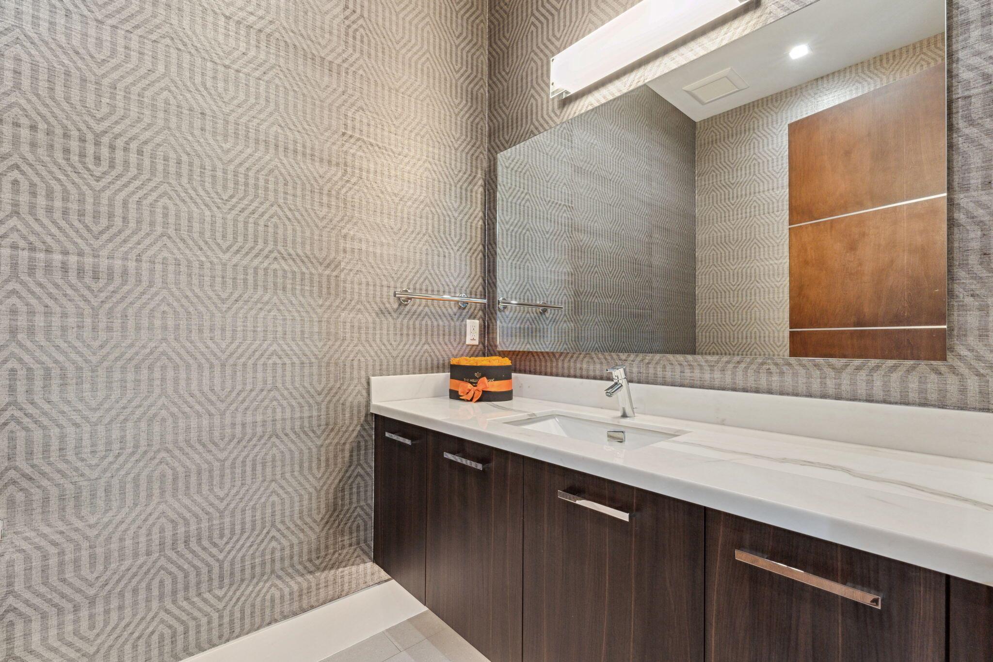 CORAL ISLES - Residential