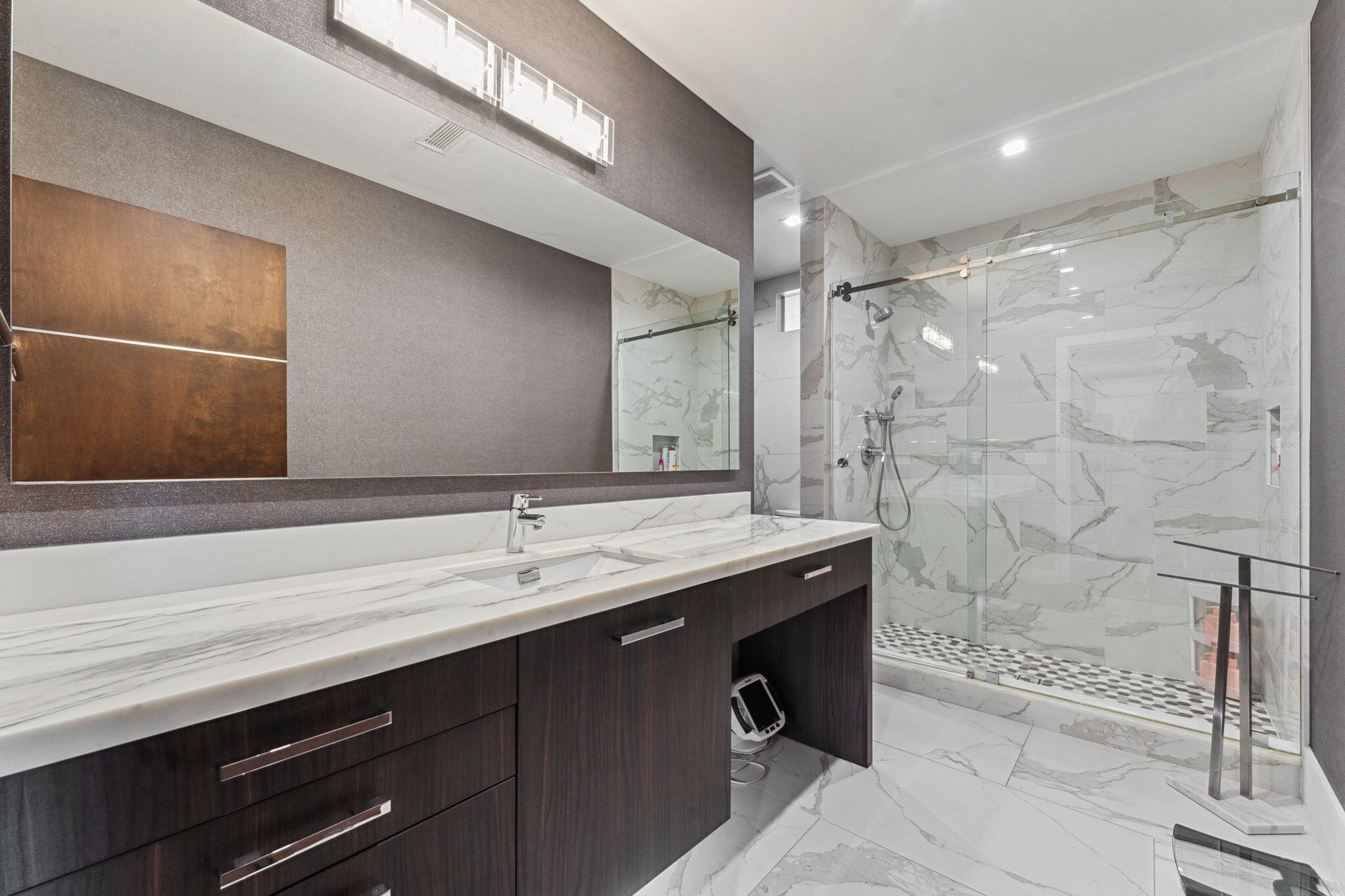 CORAL ISLES - Residential