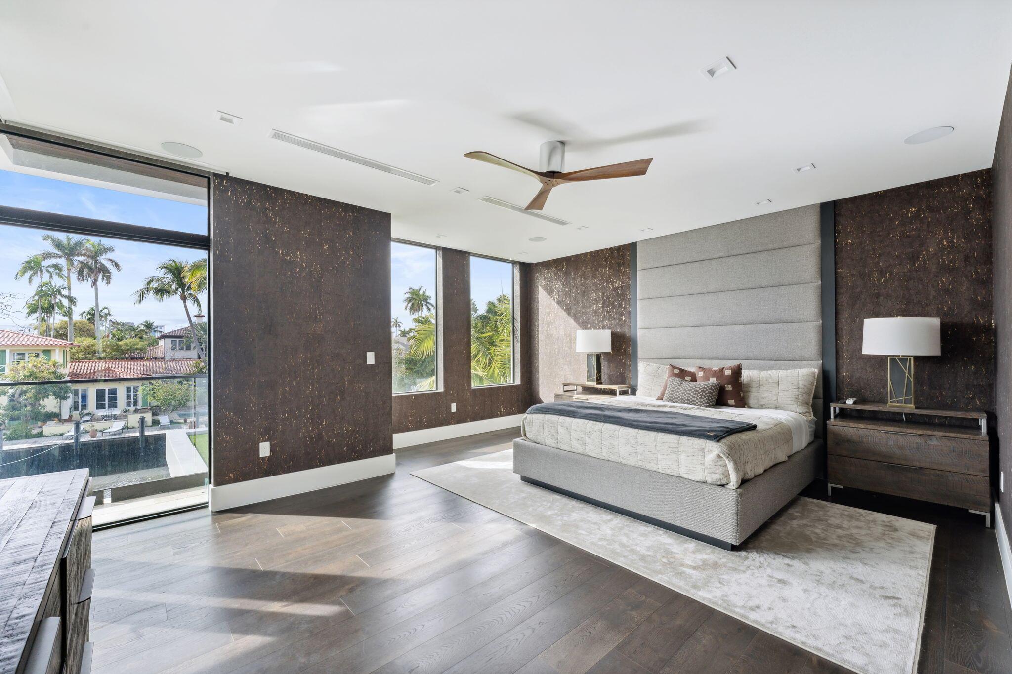 CORAL ISLES - Residential