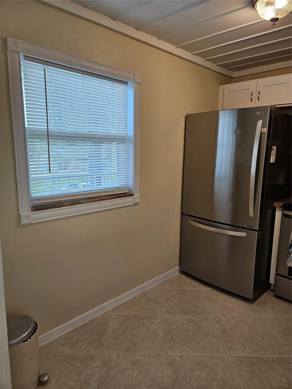 Photo of 300 NE 26th Avenue, Boynton Beach, FL 33435 (MLS # B26049065)