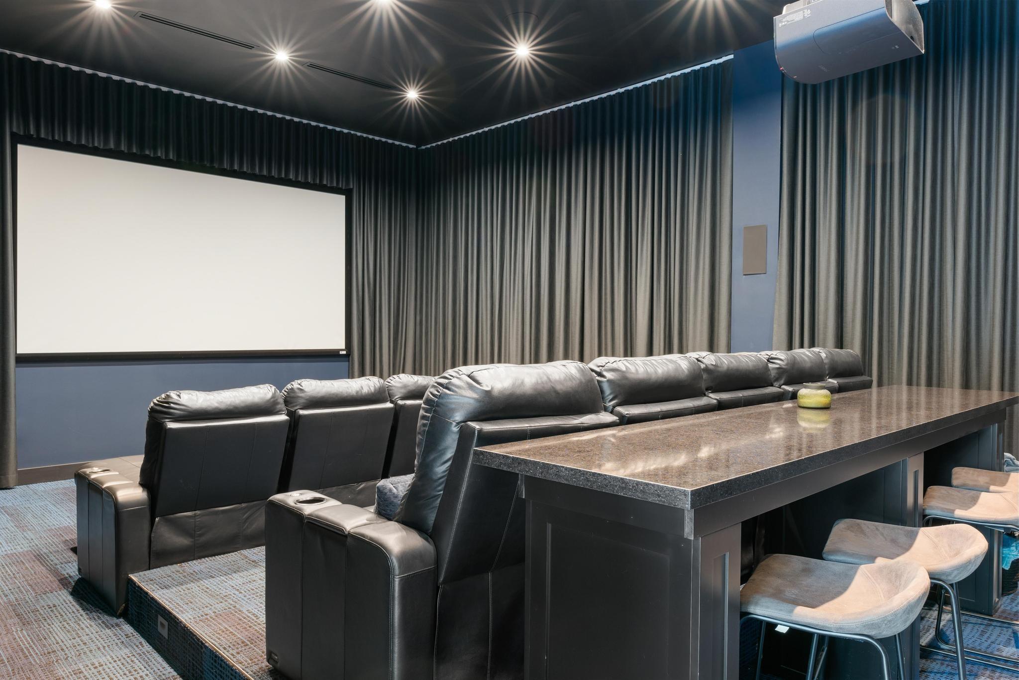 SUNSHINE RANCHES - Residential