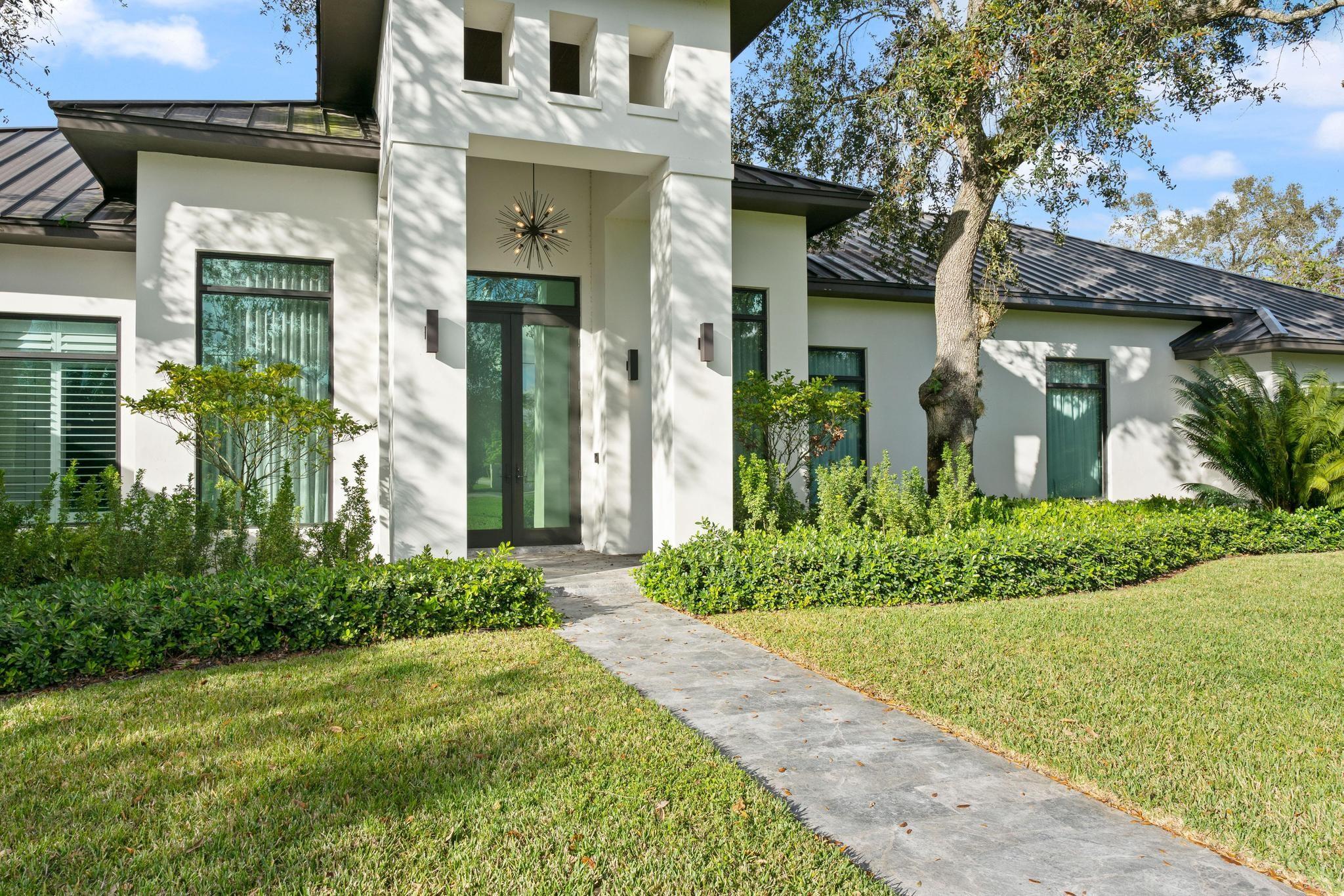 SUNSHINE RANCHES - Residential