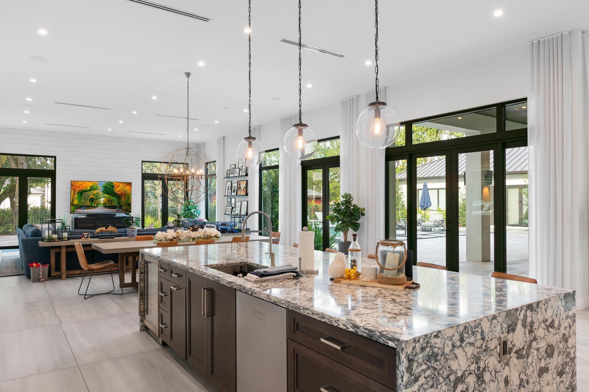 SUNSHINE RANCHES - Residential