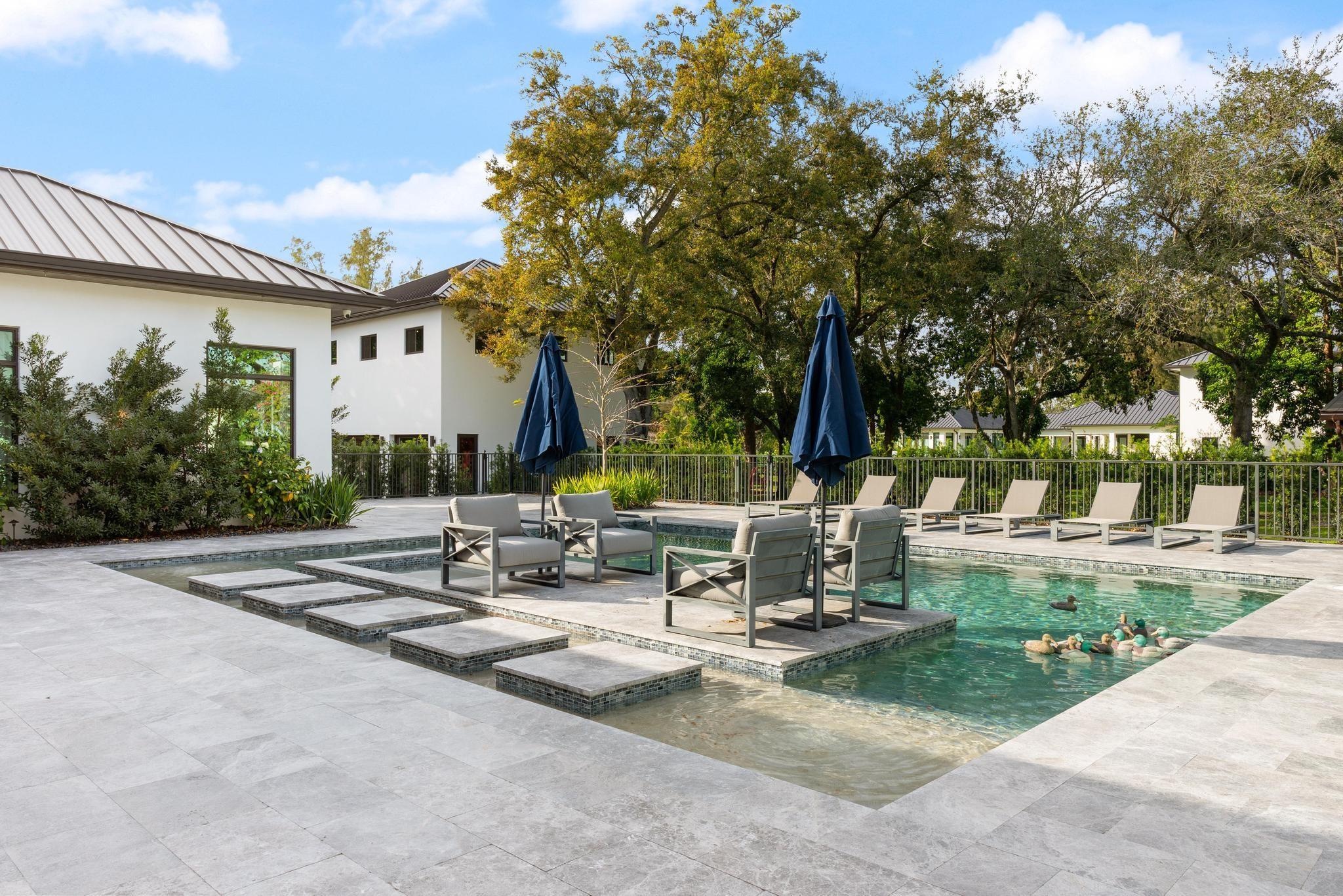 SUNSHINE RANCHES - Residential