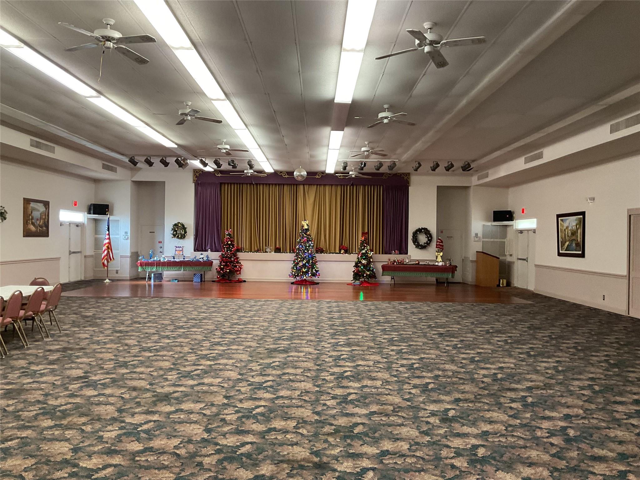 Palm Lakes condo - Residential