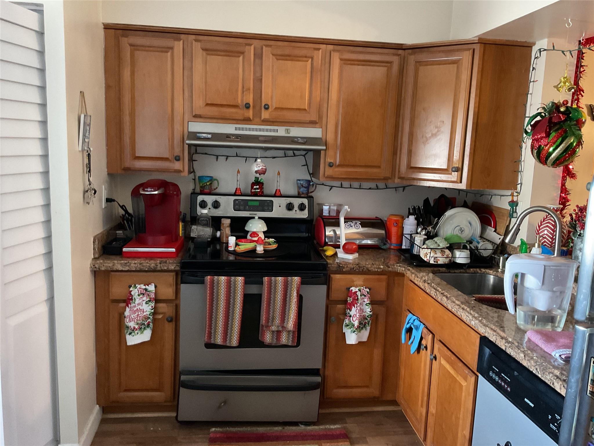 Palm Lakes condo - Residential