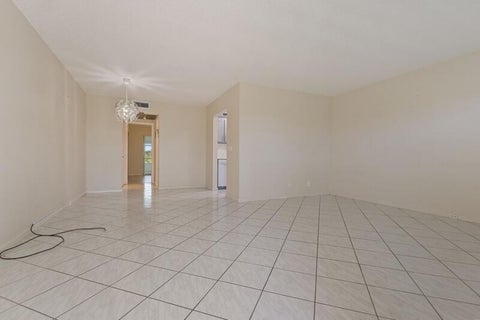Tiny photo for 4028 Berkshire B #4028, Deerfield Beach, FL 33442 (MLS # B26082093)