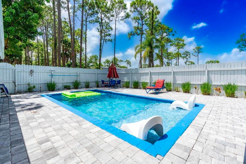 Photo of 15211 60th Place N, Loxahatchee, FL 33470 (MLS # R11166203)