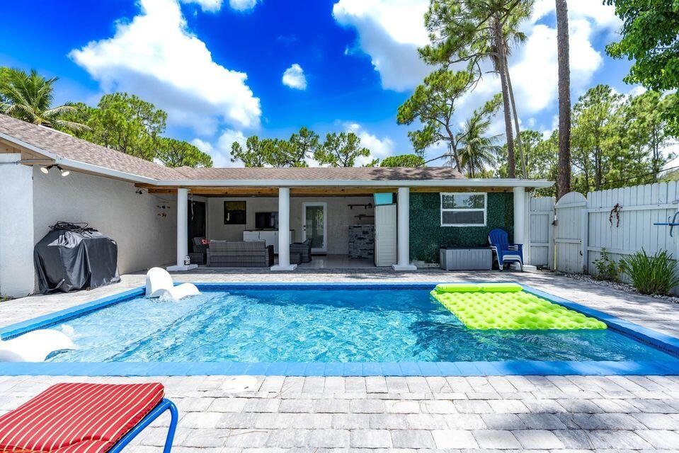 Loxahatchee - Residential