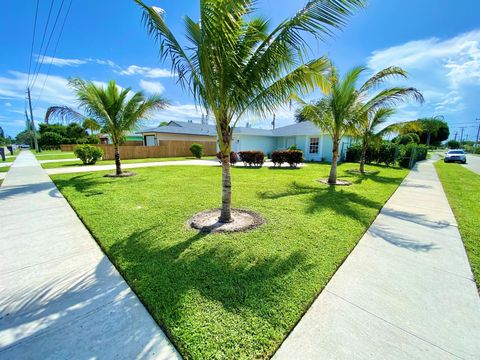 A home in Delray Beach