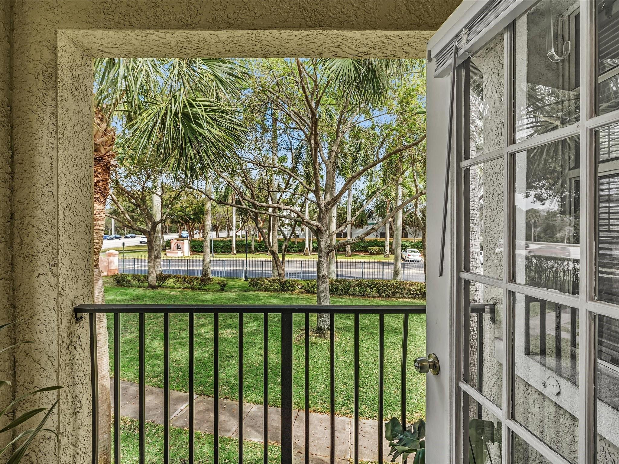 BELMONT AT NORTH LAUDERDA - Residential