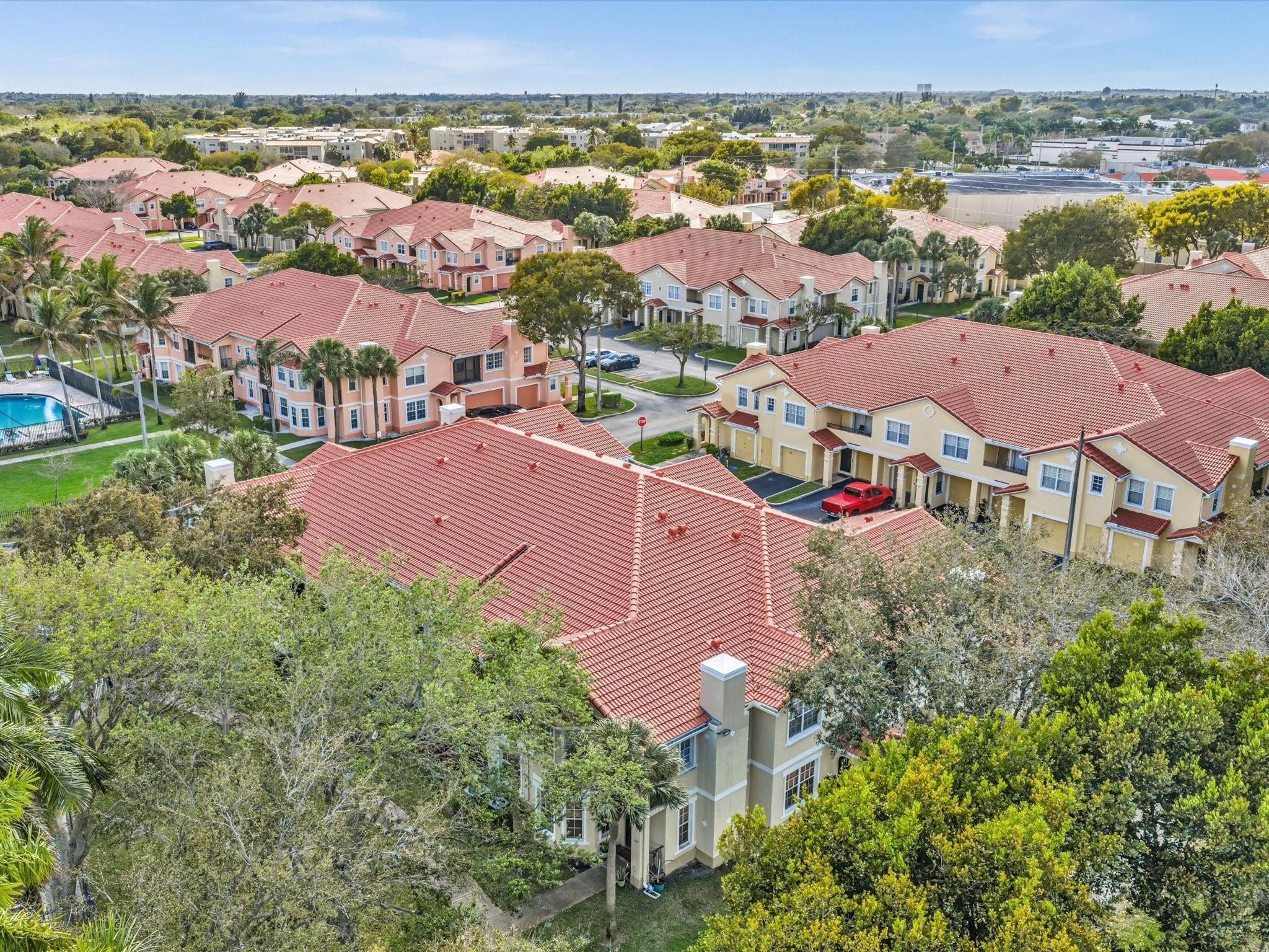 BELMONT AT NORTH LAUDERDA - Residential