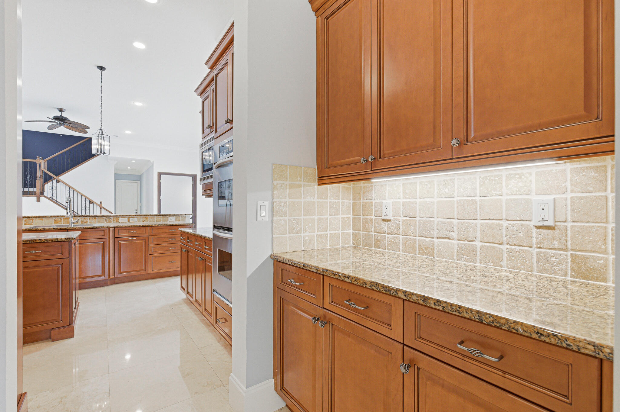 FOX HILL ESTATES OF BOCA RATON - Residential