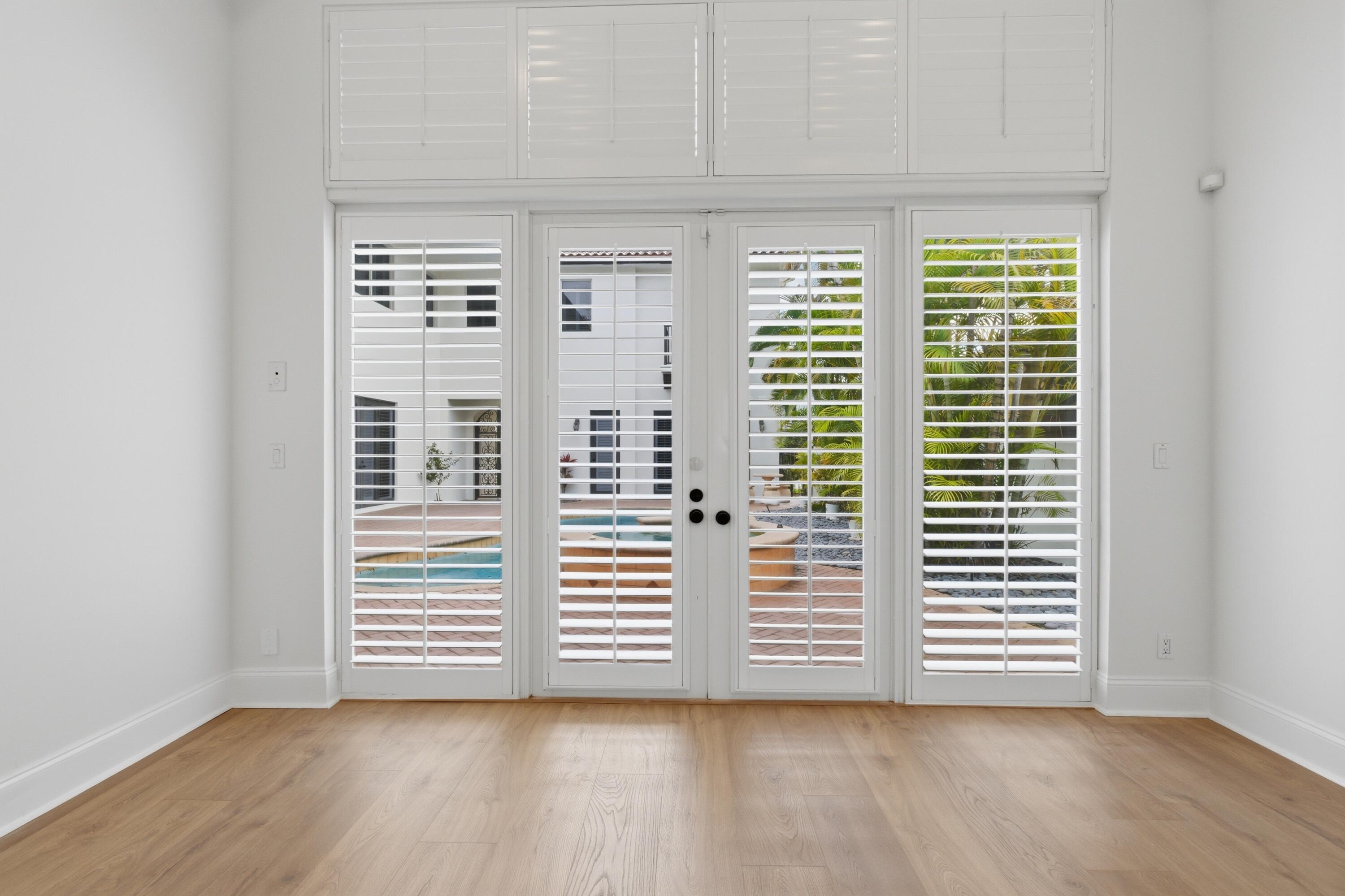 FOX HILL ESTATES OF BOCA RATON - Residential