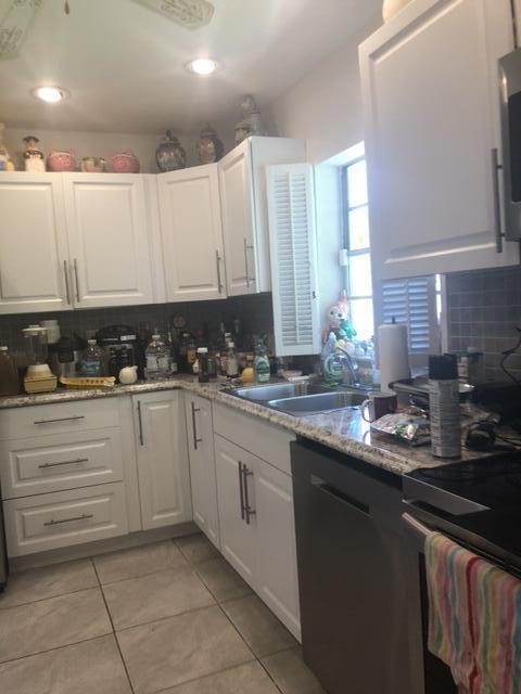 AMERICAN HOMES AT BOCA RATON 4 - Residential Lease