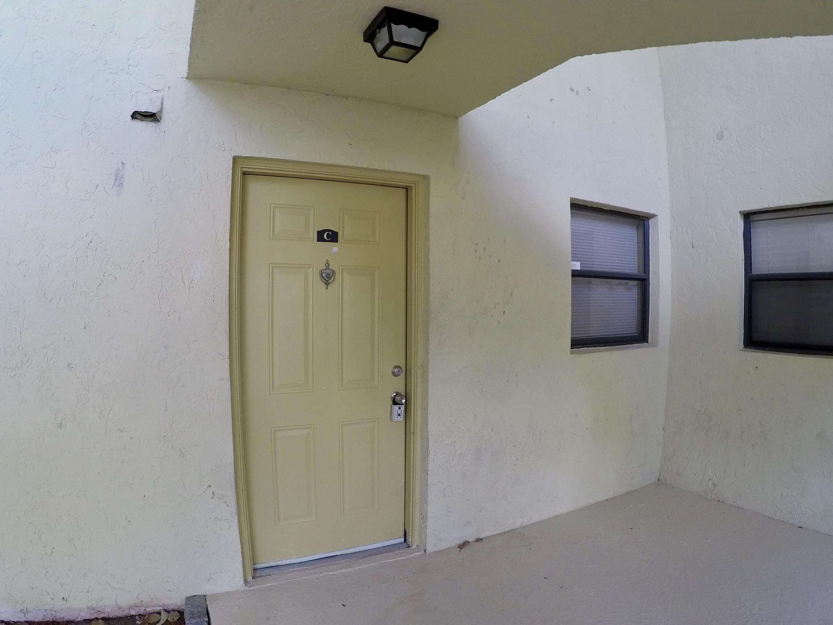 PALM BEACH PLACE CONDO - Residential Lease