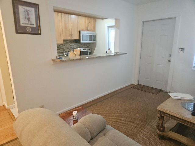 2404 NE 33rd Avenue 12