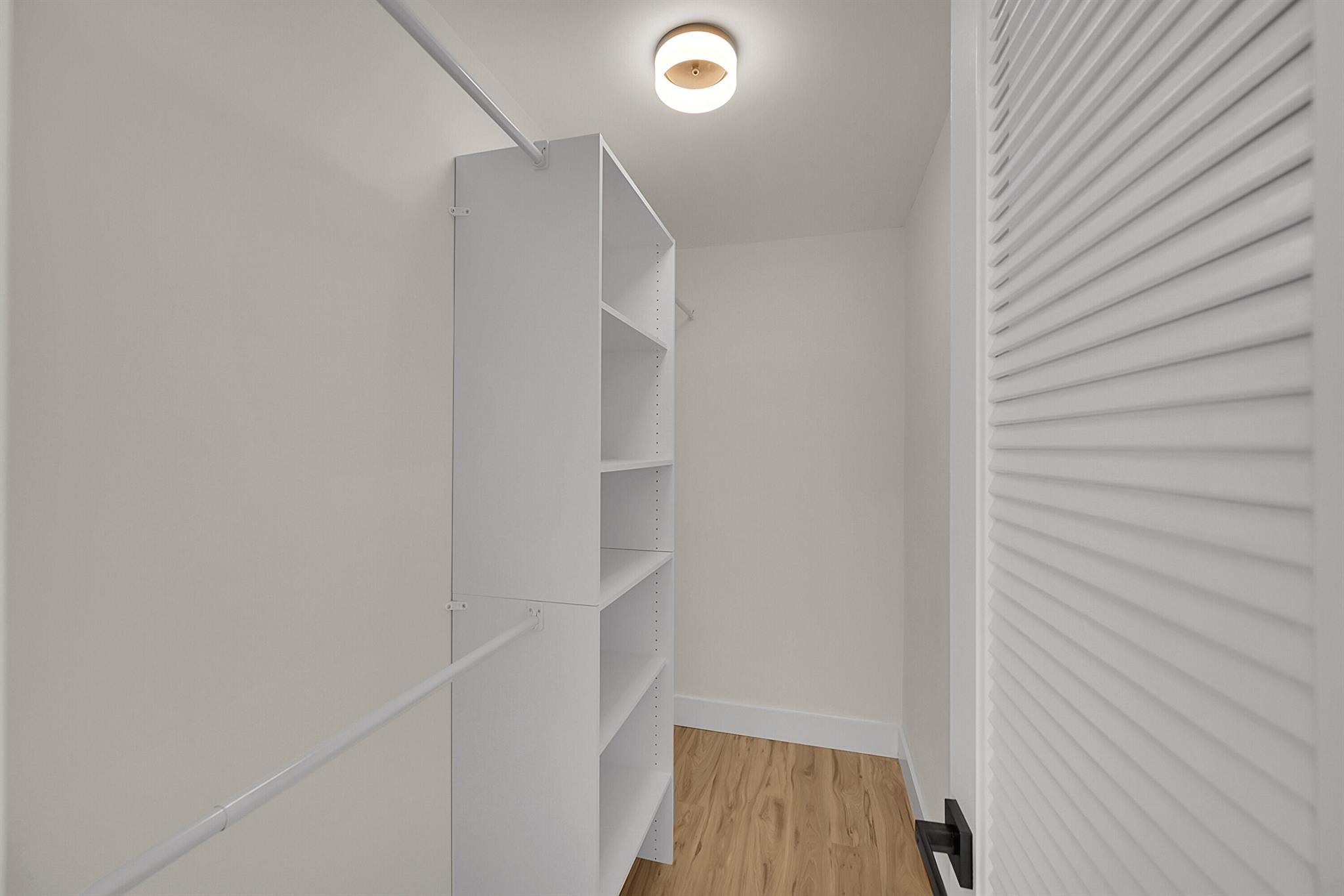 KINGS POINT FLANDERS COND - Residential