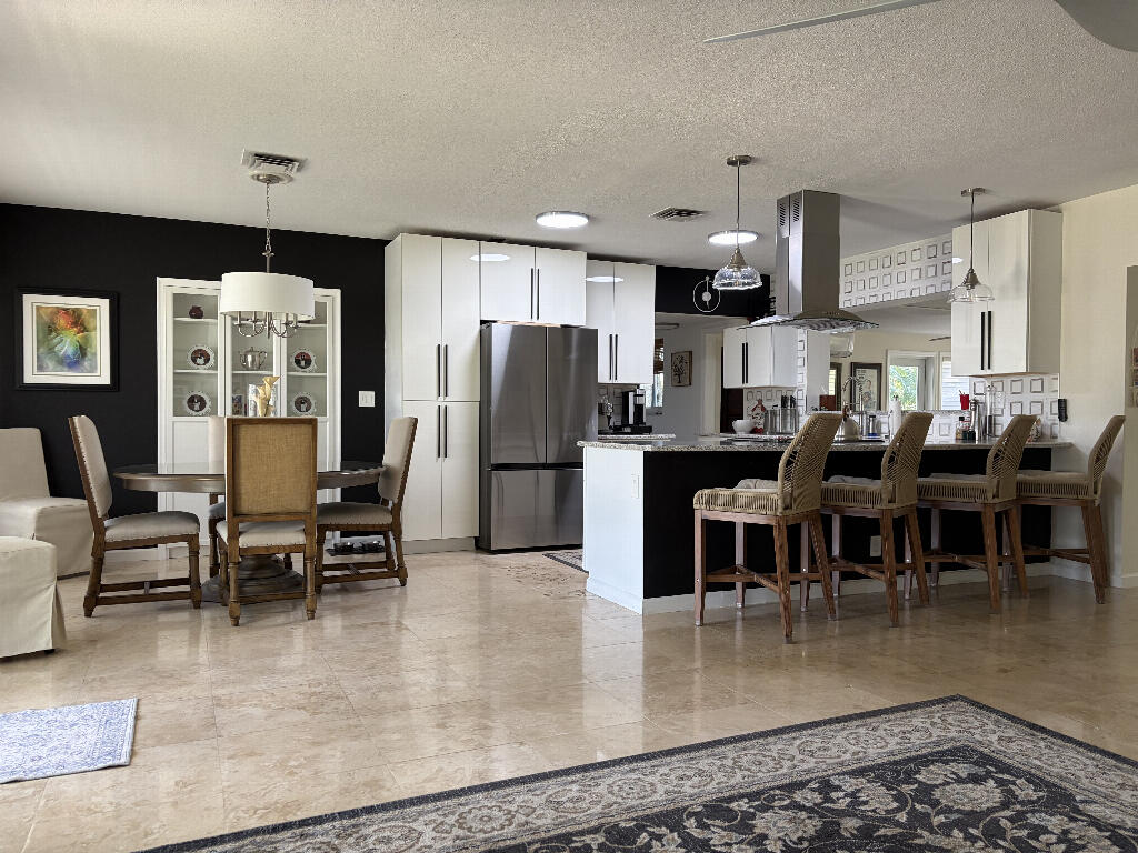 PALM CLUB CO-OP - Residential