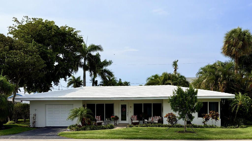 Photo of 1431 S Ocean Boulevard #11, Lauderdale By The Sea, FL 33062 (MLS # B26034438)