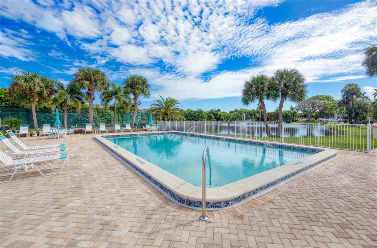 OCEAN VIEW CONDO - Residential