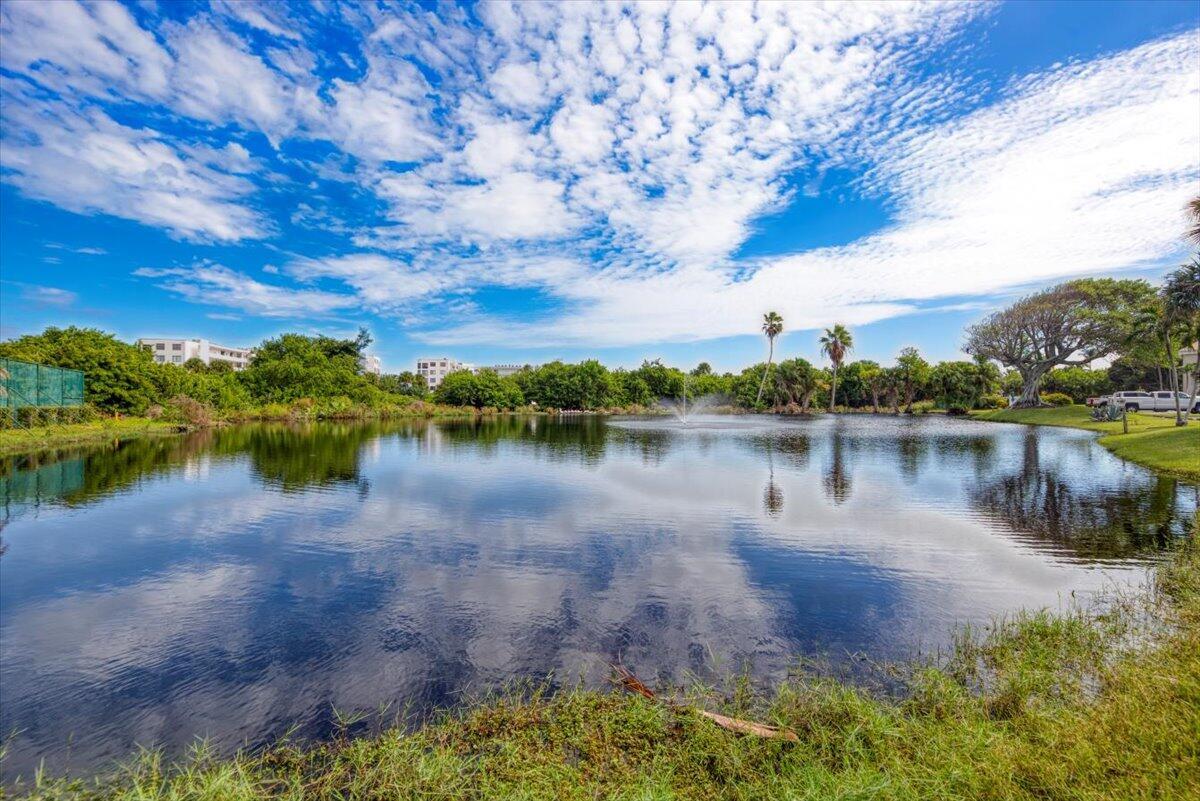 OCEAN VIEW CONDO - Residential