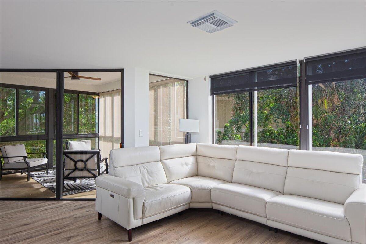 OCEAN VIEW CONDO - Residential