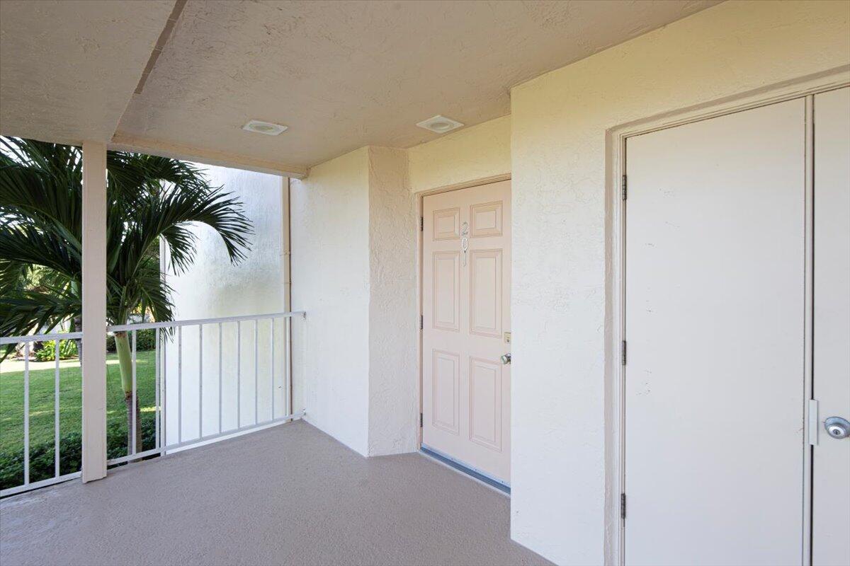 OCEAN VIEW CONDO - Residential