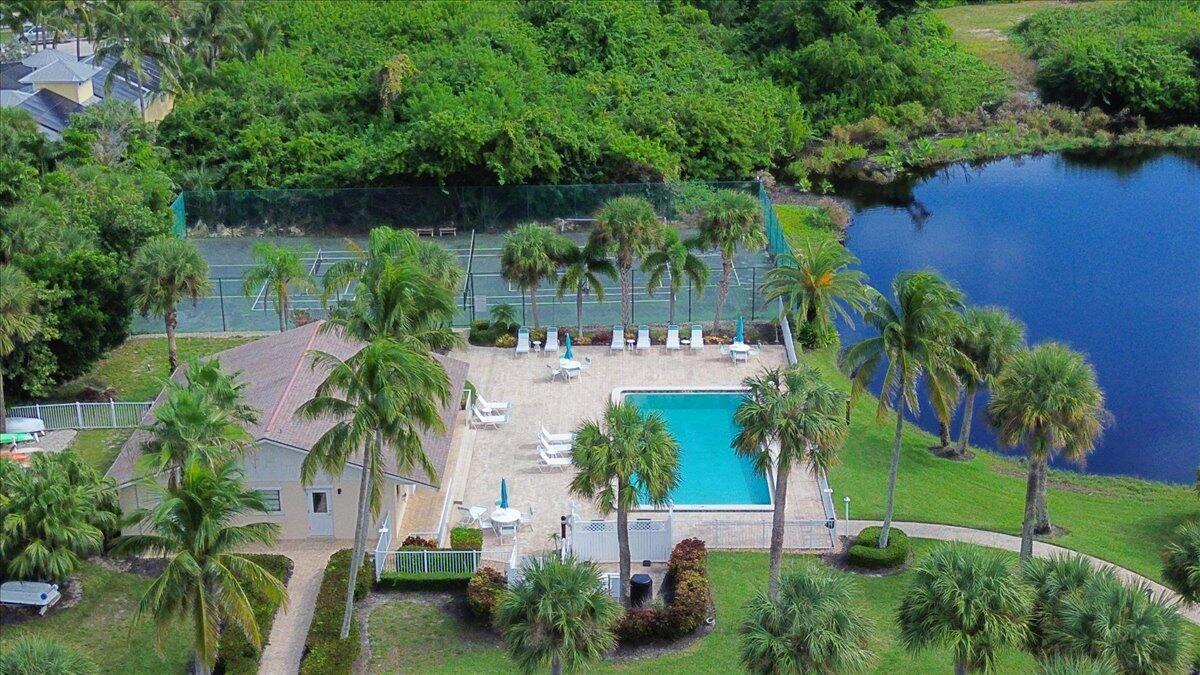 OCEAN VIEW CONDO - Residential