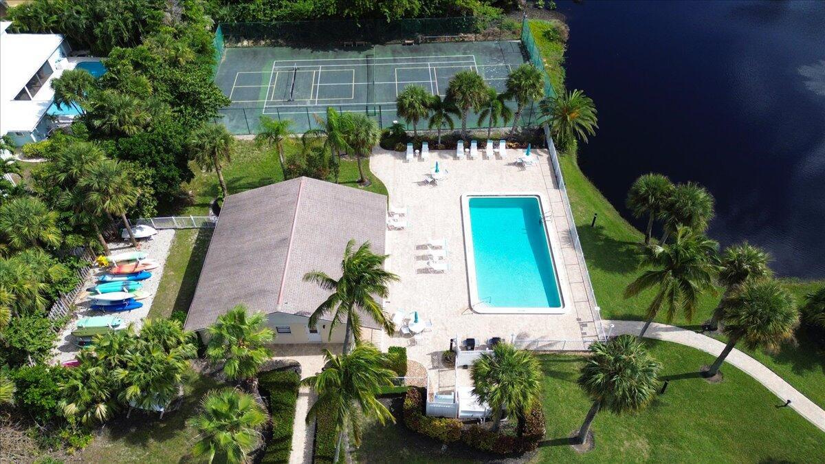 OCEAN VIEW CONDO - Residential