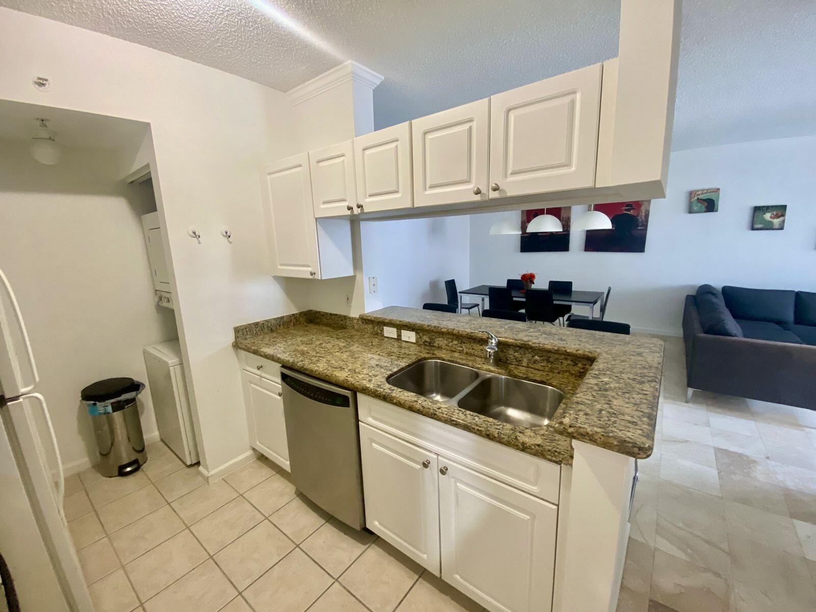 PORTO BELLAGIO CONDO - Residential