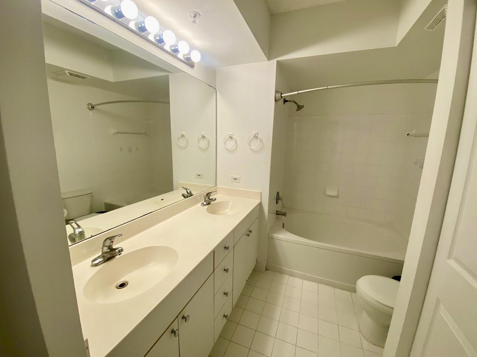 PORTO BELLAGIO CONDO - Residential
