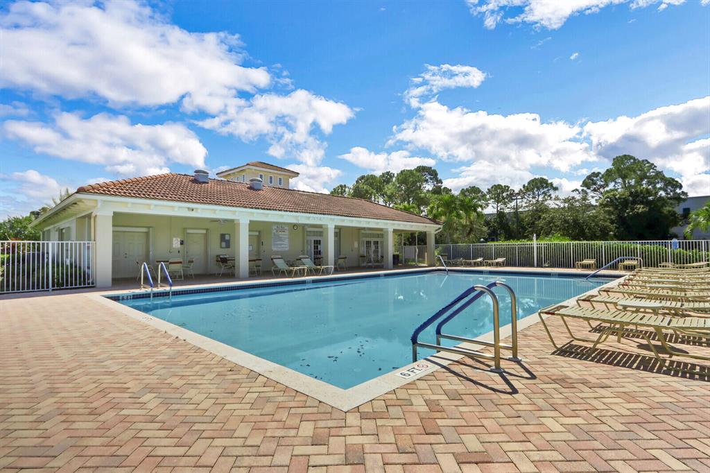 ST LUCIE FALLS - Residential