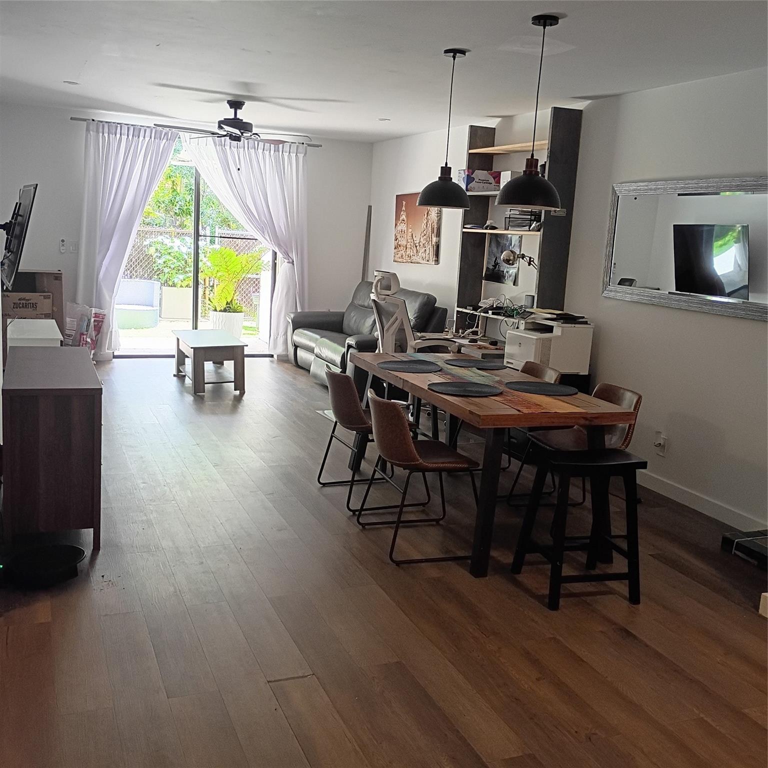 FOREST HILLS CONDO SOUTH - Residential Lease