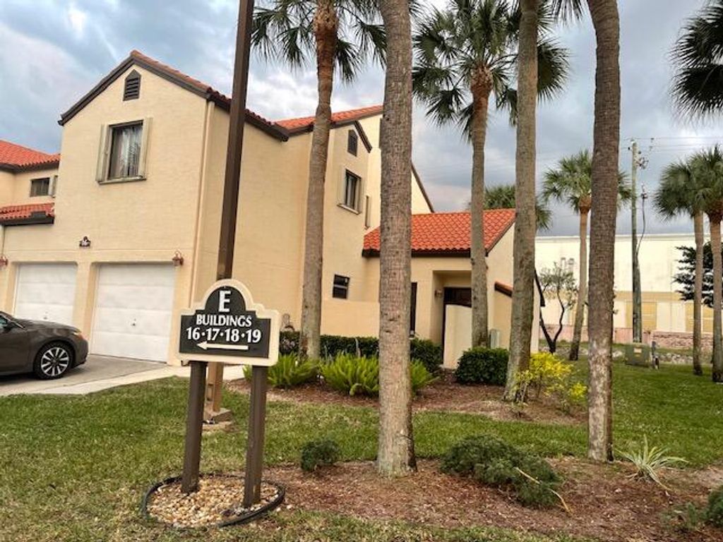 Photo of 16 Via De Casas Sur #104, Boynton Beach, FL 33426 (MLS # R11061002)