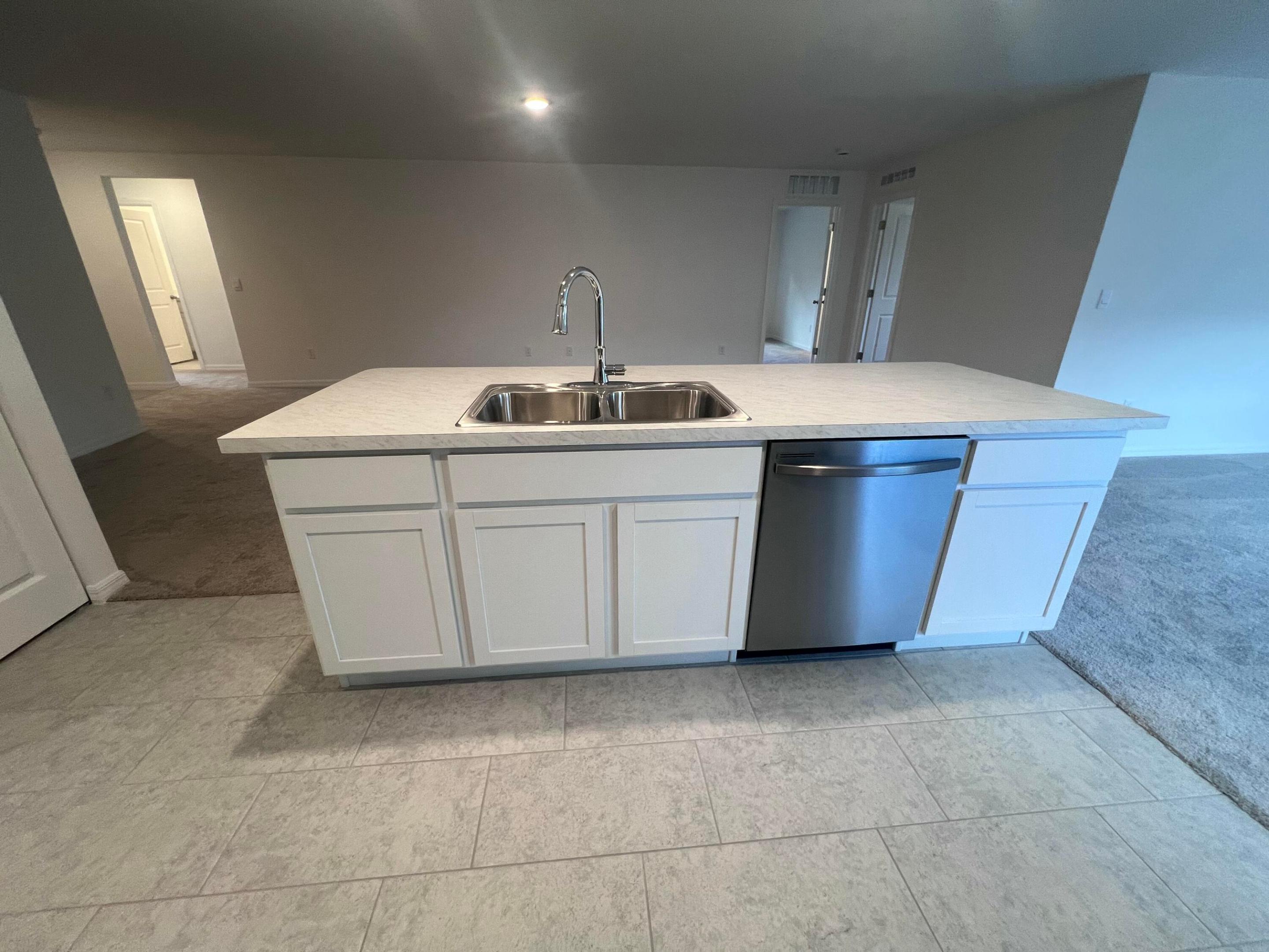 PORT MALABAR UNIT 25 - Residential Lease