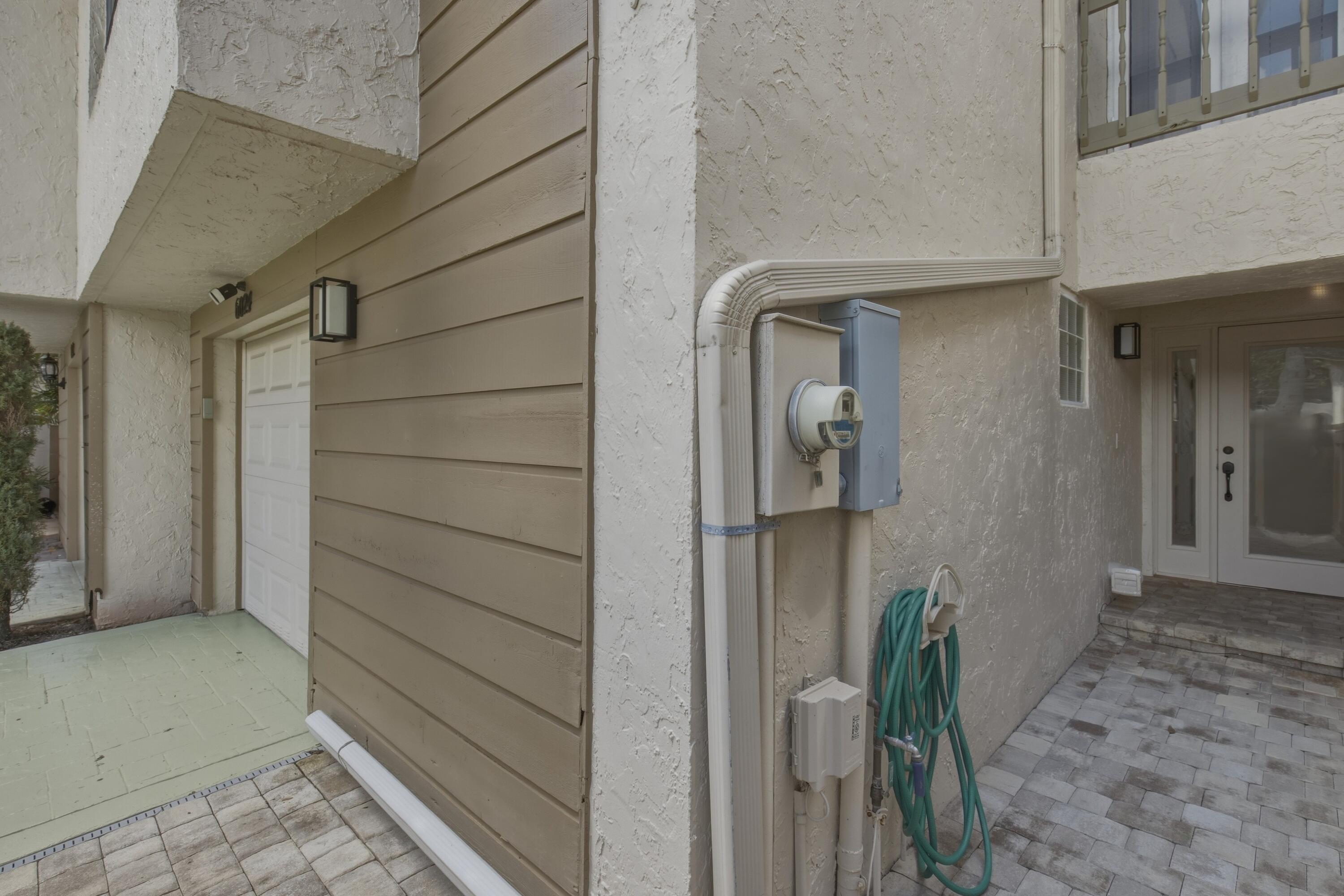 6024 Glendale Drive