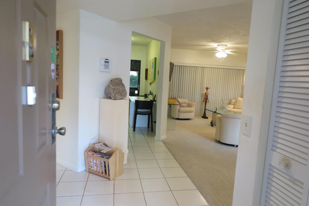 Photo of 7519 La Paz Boulevard #103, Boca Raton, FL 33433 (MLS # R10998101)