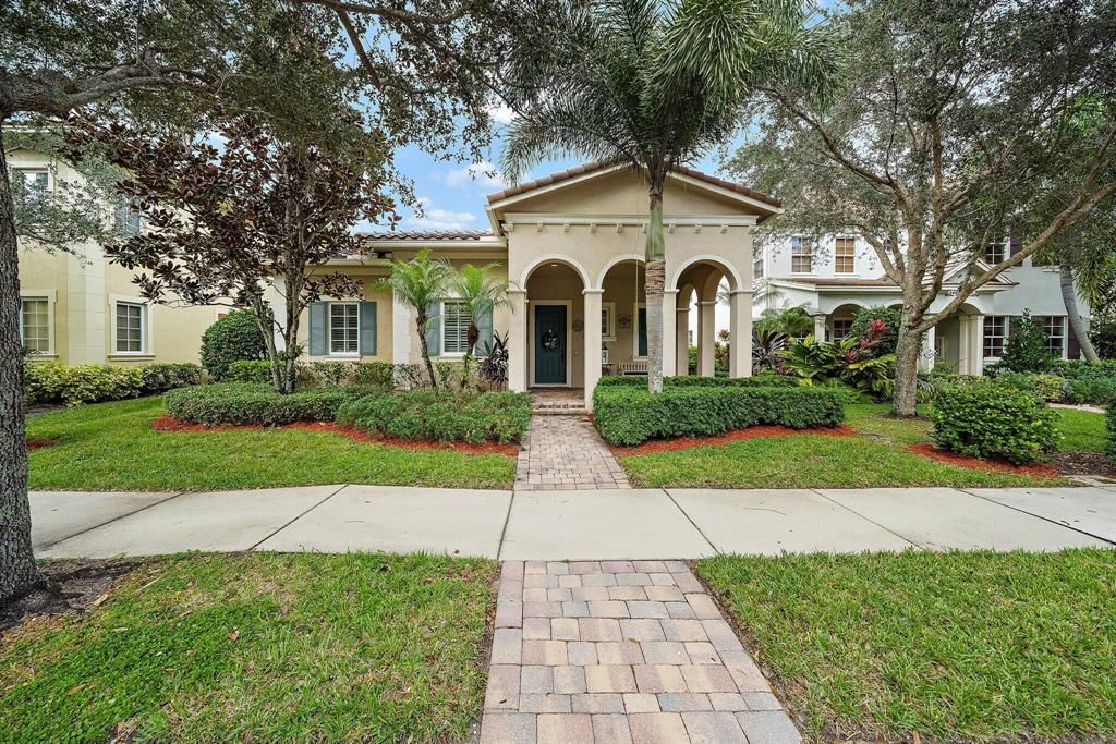 Photo of 167 Arklow Avenue, Jupiter, FL 33458 (MLS # R10762881)