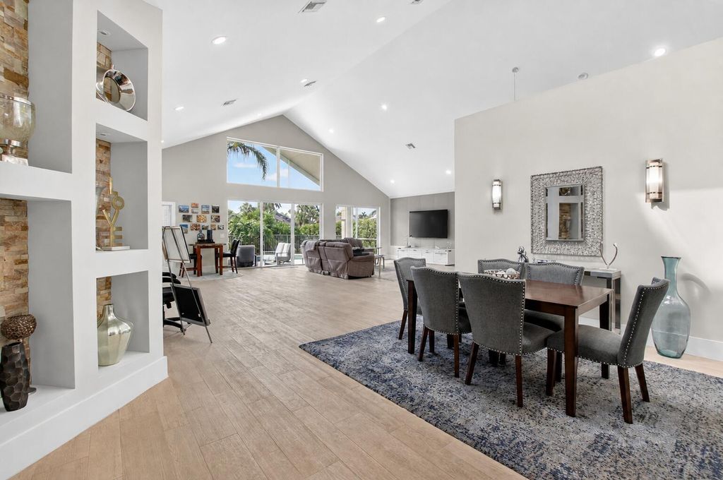 Photo of 17320 Loch Lomond Way, Boca Raton, FL 33496 (MLS # B26023491)