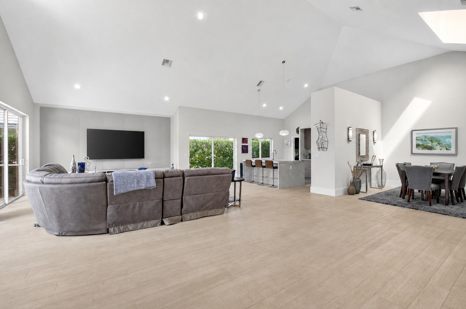 ST ANDREWS COUNTRY CLUB - Residential