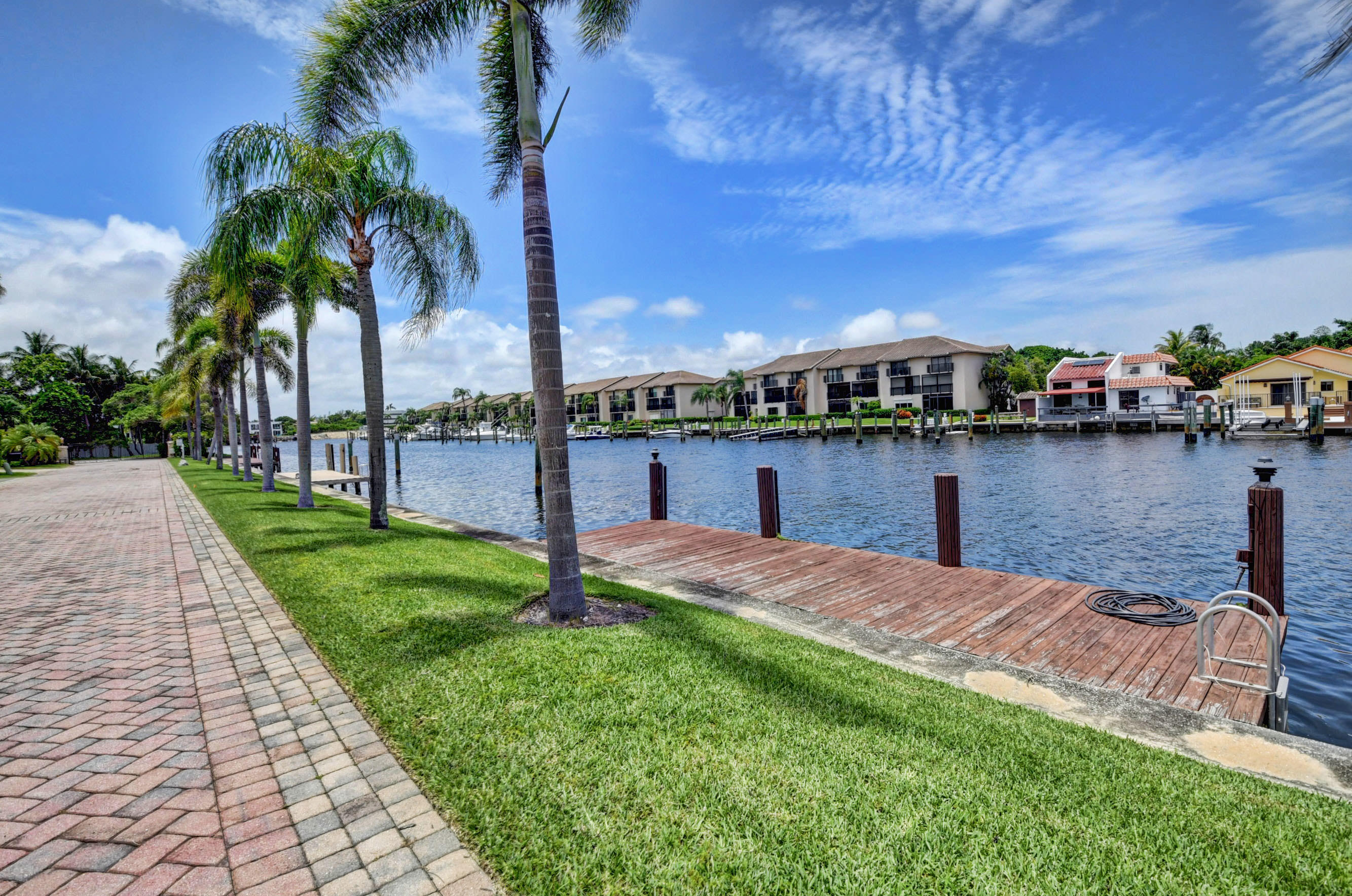 TROPIC ISLE 4TH SEC - Residential