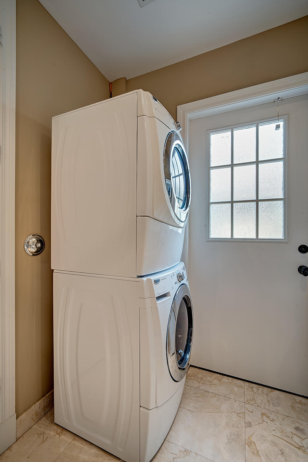 TROPIC ISLE 4TH SEC - Residential