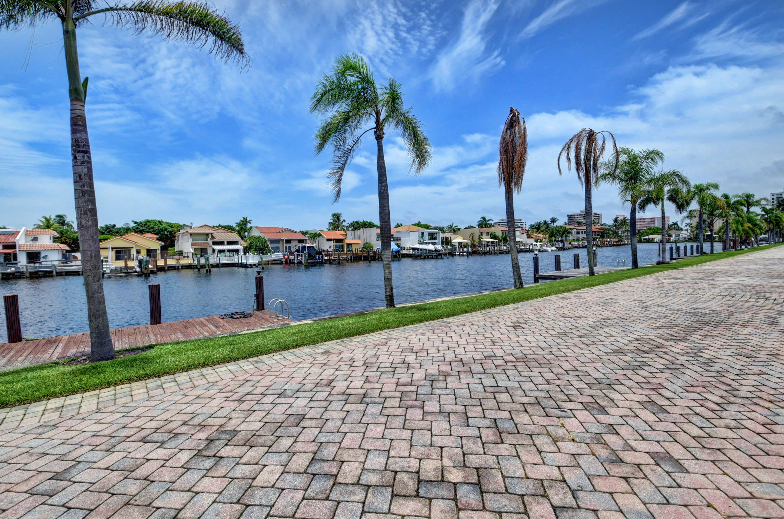 TROPIC ISLE 4TH SEC - Residential