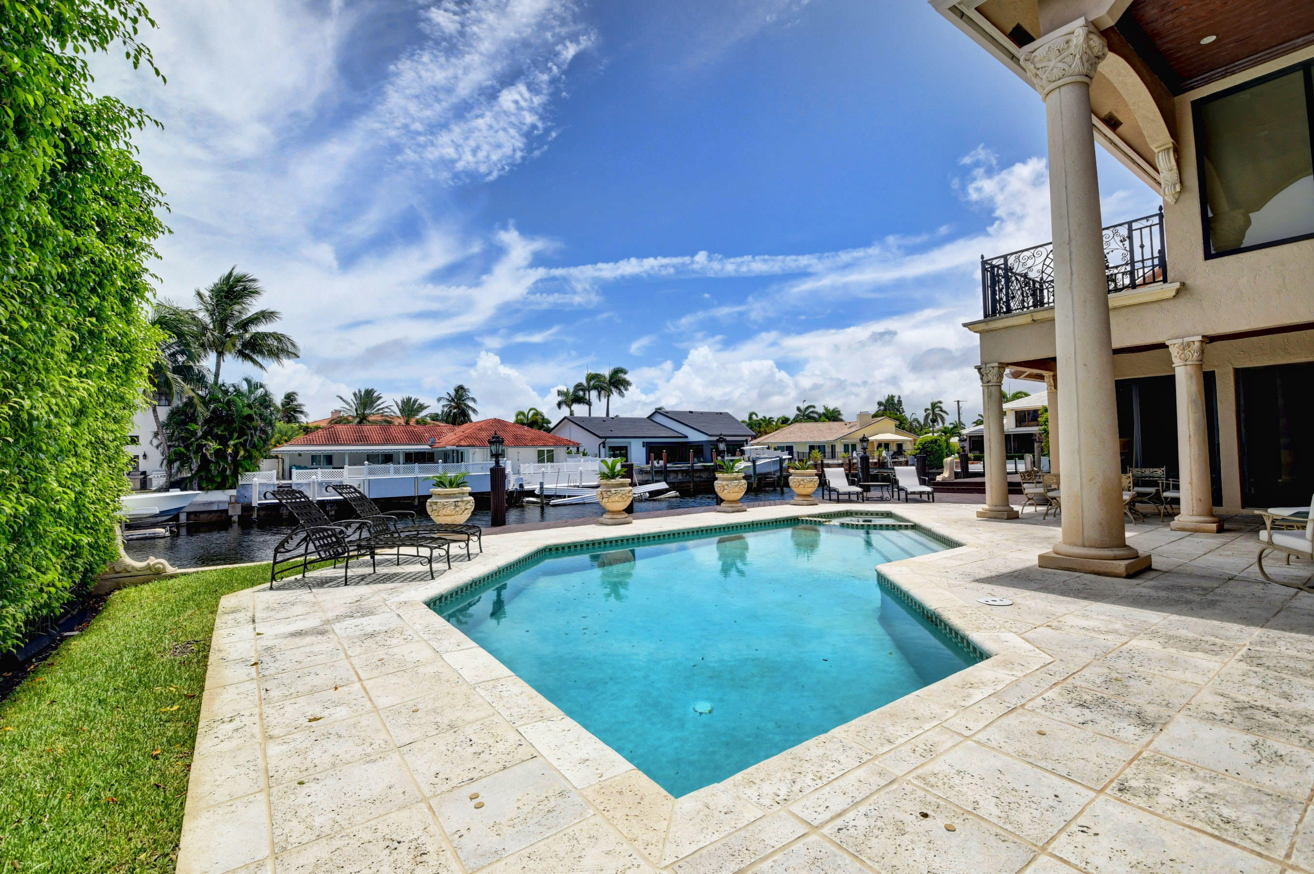 TROPIC ISLE 4TH SEC - Residential