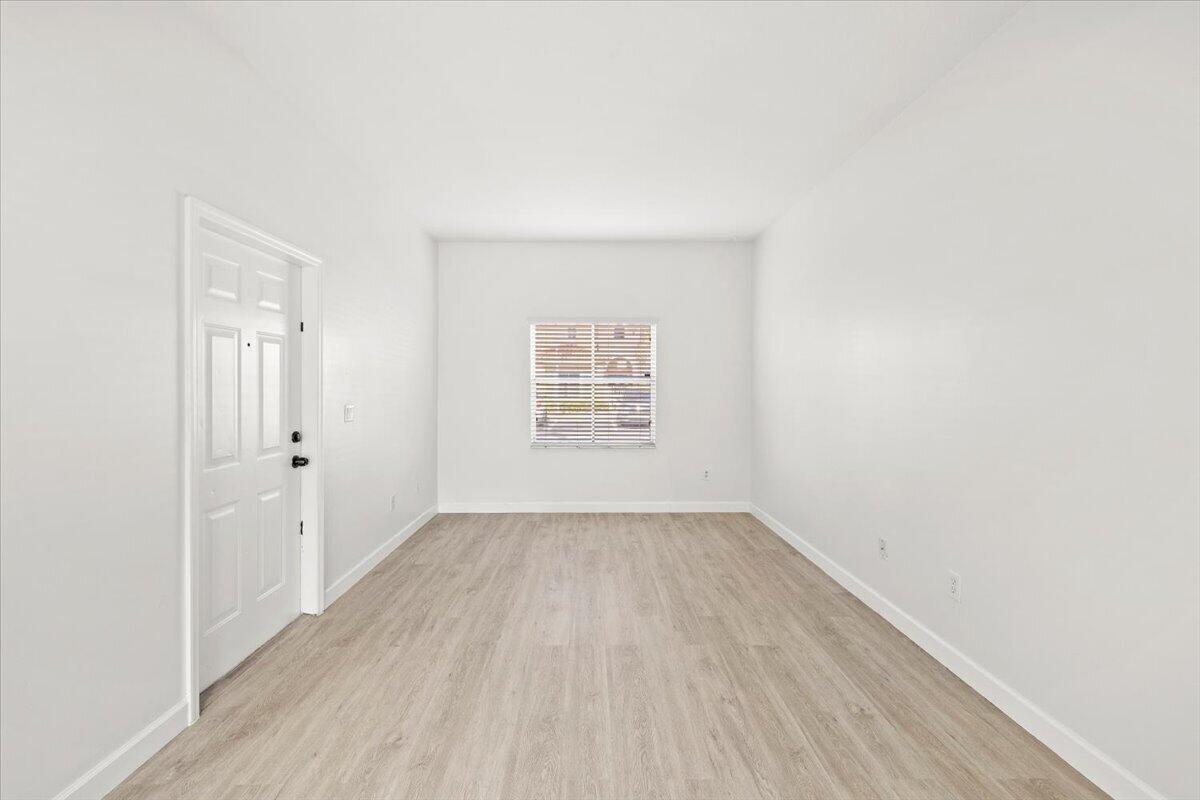 4962 Leeward Lane 3807